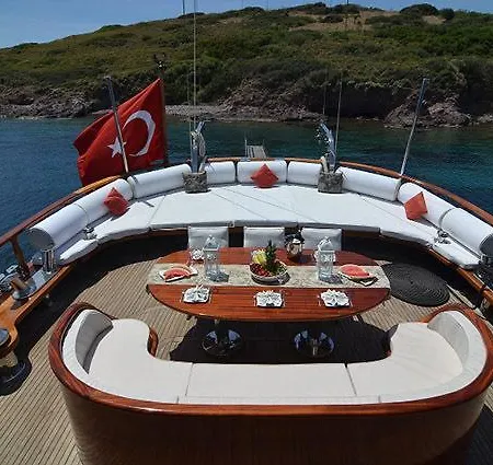 Barbaros Yachting Luxury Private Gulet 5 Cabins Botel Bodrum